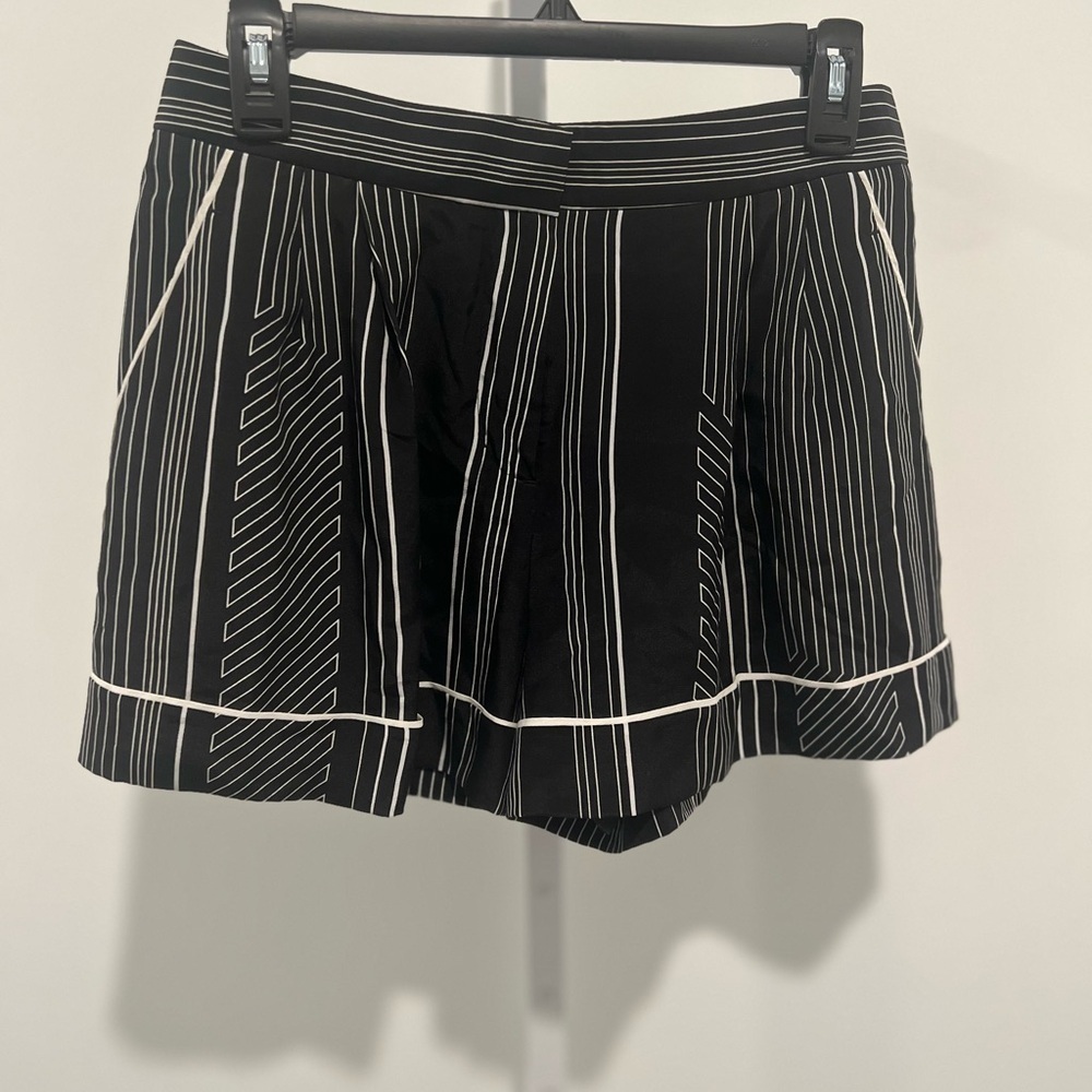 Phillip Lim New 3.1 high waisted 100% silk striped shorts / Size 2 Waist 16’